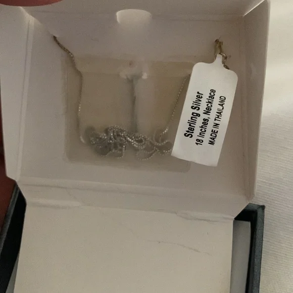 NWT Sterling Silver Heart Necklace - Picture 3 of 5